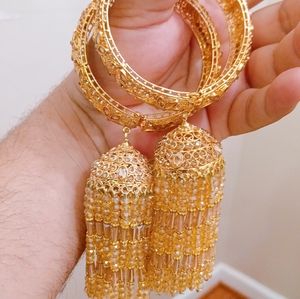 Bridal bangles with hanging chandelier